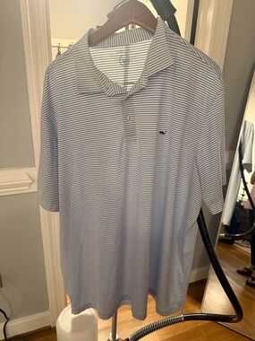 Vineyard Vines “ On the Go Sankaty” White Polo with Thin Blue Stripes